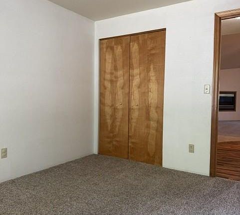 4th image of 612 SW Larch Rd