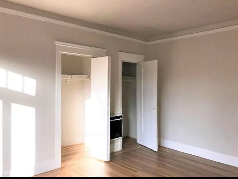 2370 Filbert St #207 — Photo 3