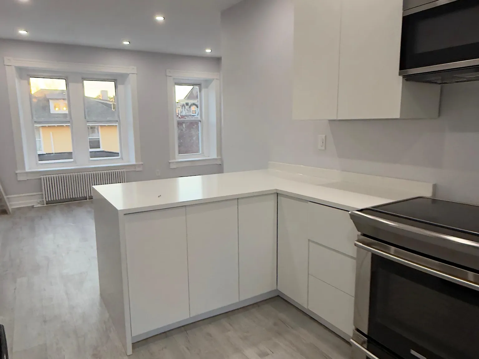 3 bed, $1,500 — Photo 3