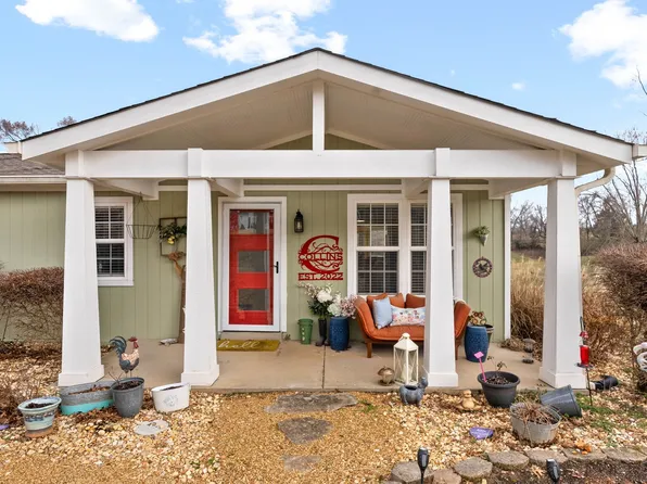 1651 Hickory Point Rd W, Clarksville, TN 37043