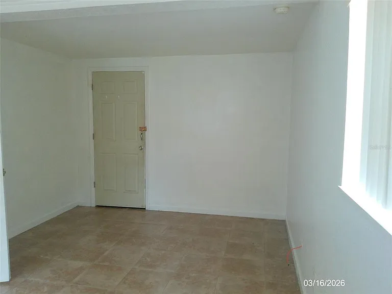 808 S Central Ave — Photo 6