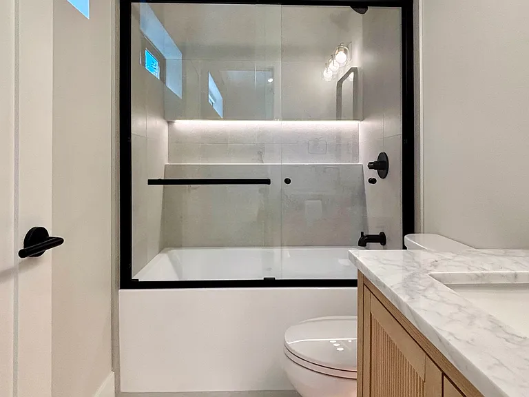 2157 Ash St — Photo 29