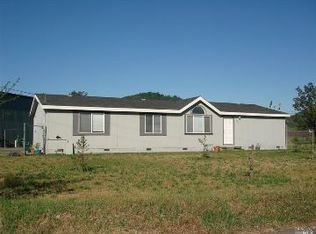 141 Lovers Ln, Ukiah, CA 95482