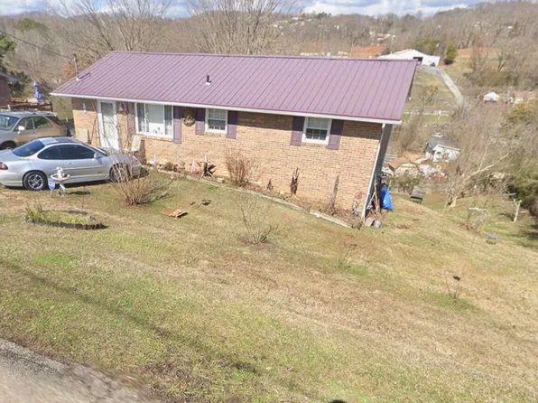133 Blue Bell Dr, Kingsport, TN 37660