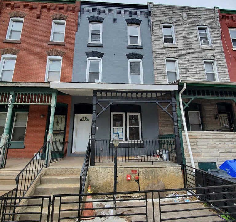 1st image of 1004 Belmont Ave #3