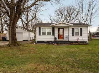 1531 Edgewood Dr, Charlestown, IN 47111