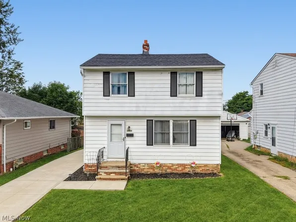 5054 Joseph St, Maple Heights, OH 44137