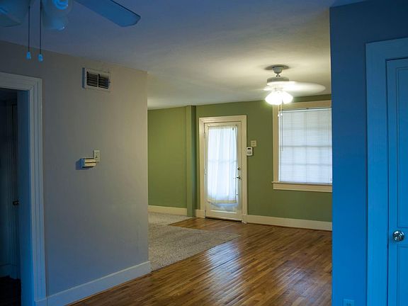 Living Room/Dining Room