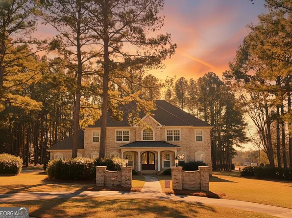 200 River Oak Ct, Kathleen, GA 31047