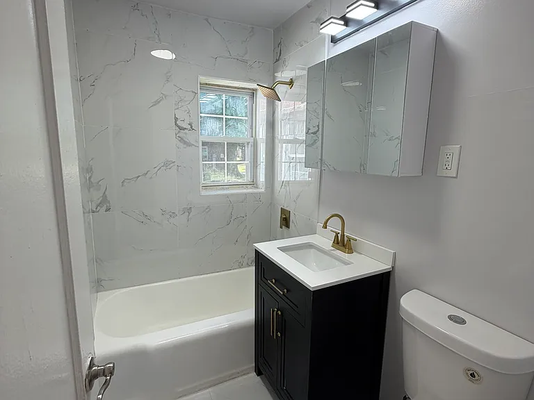 Forest Hill Terrace — Photo 42