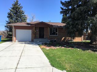 10555 W 18th Ave, Lakewood, CO 80215