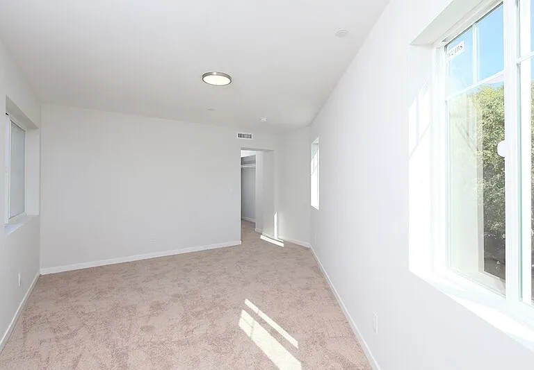 4360 Ocean View Blvd #A — Photo 9