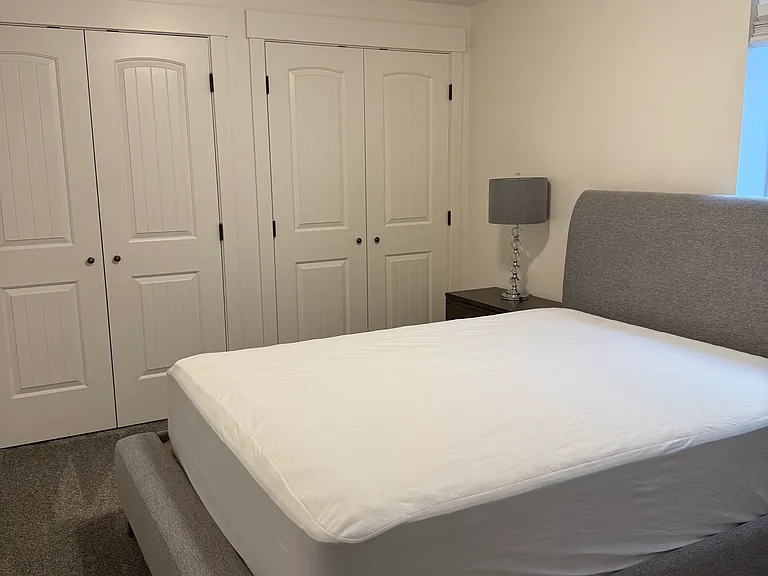 4th Bedroom Double Closet with Queen Bed
