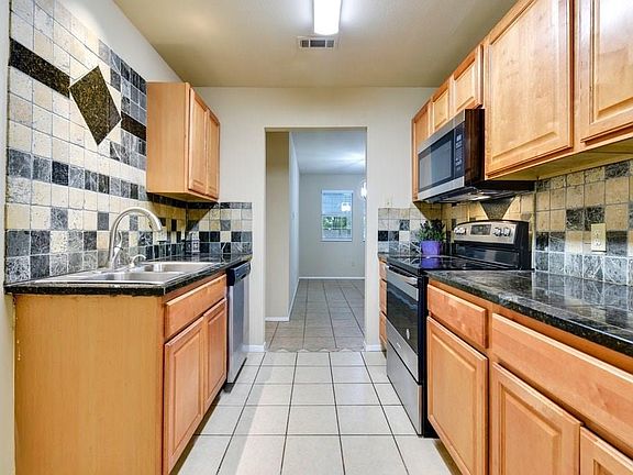 5th image of 1710 W Mesa Park Dr