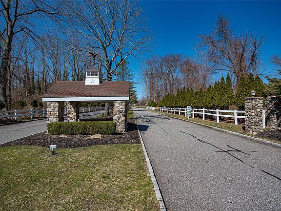 3rd image of 8 Deer Path #8