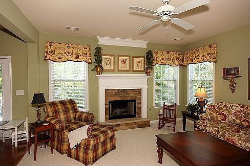Spacious Family Room w/ Fireplace