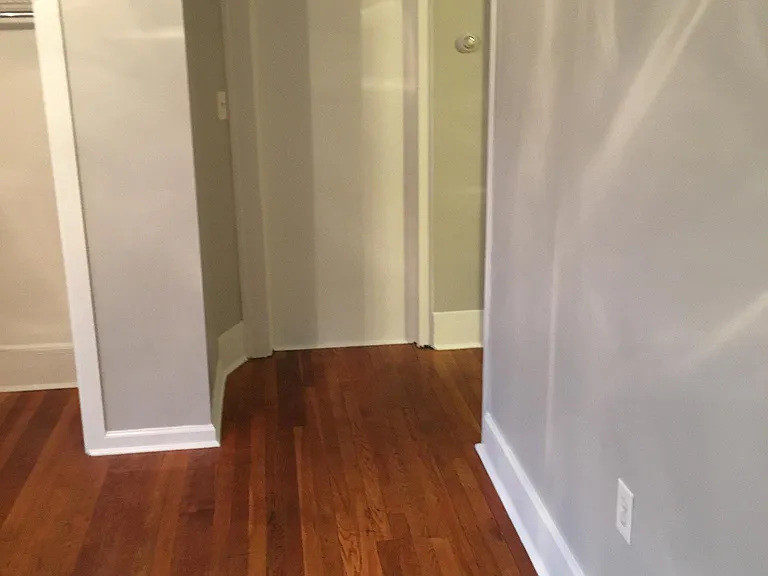 1069 Haywood Rd #4 — Photo 10
