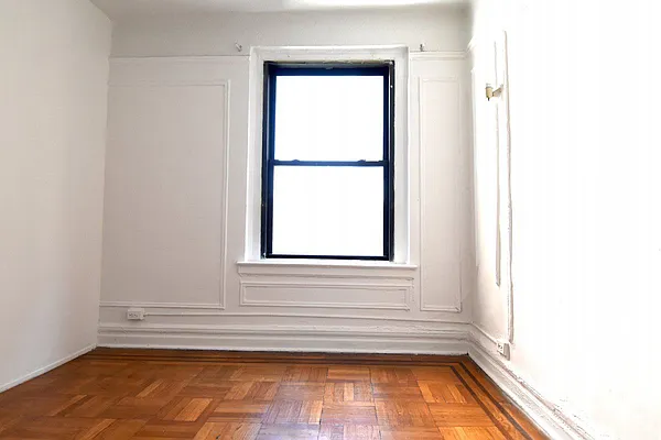 Rented by Bohemia Realty Group | media 18