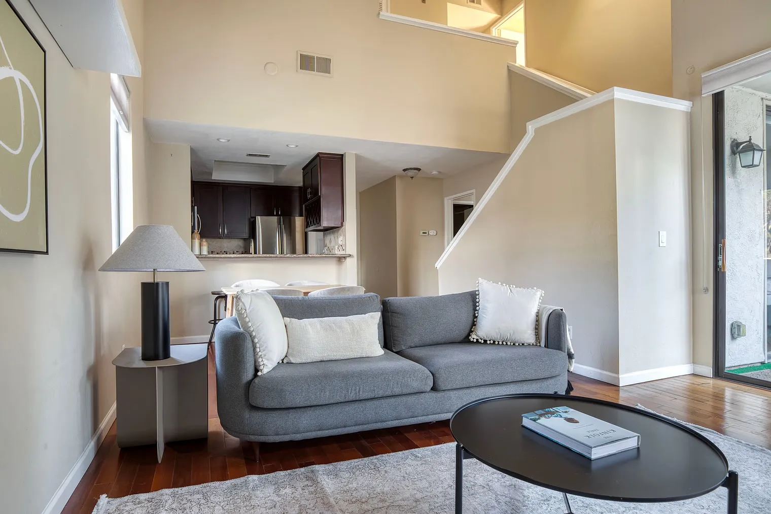 2 bed, 977 sqft, $3,150 — Photo 1
