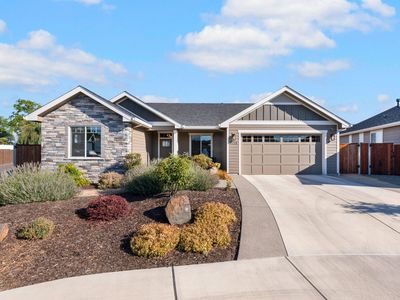 3219 Fallen Oak Dr, Medford, OR, 97504