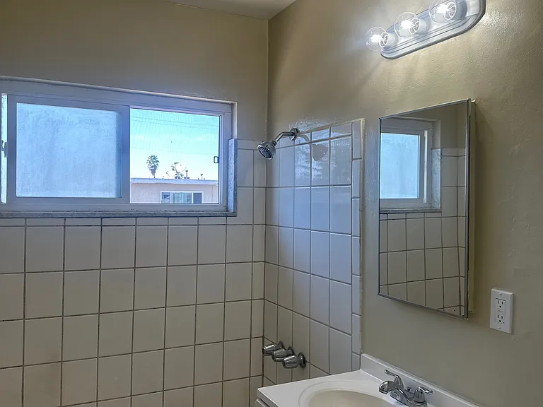 3437 Belcroft Ave — Photo 9