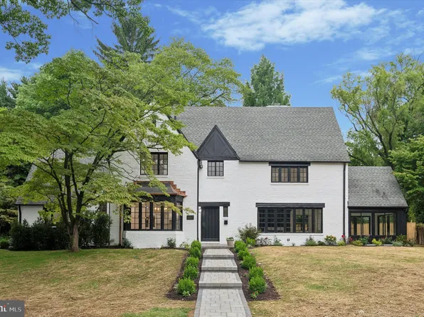 660 Parrish Rd, Swarthmore, PA 19081