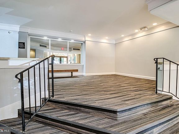 4th image of 4345 Ivymount Ct APT 8