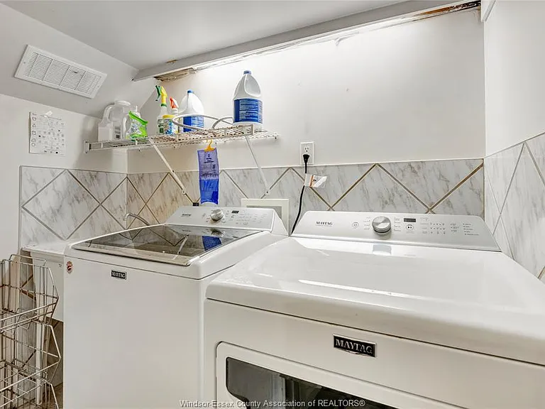 394 Cameron Ave — Photo 23