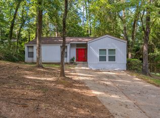 1916 Botany Dr, Tallahassee, FL 32303