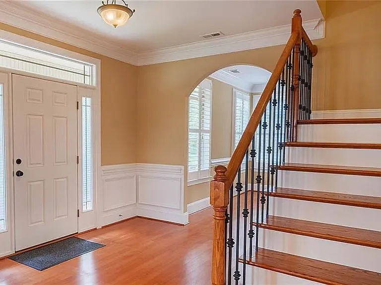 4009 Cedar Point Ave — Photo 3