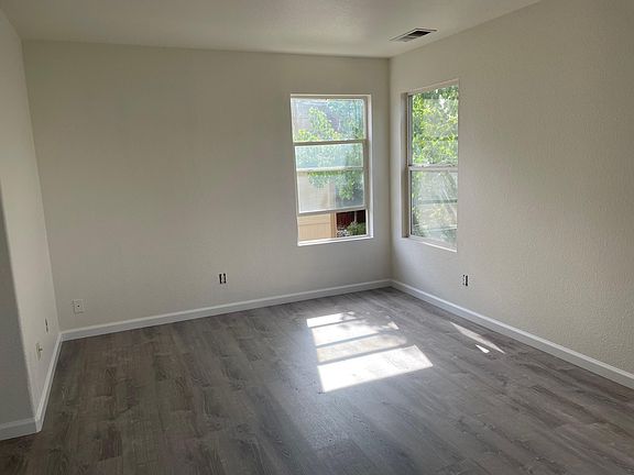 3rd image of 1022 Montero Dr