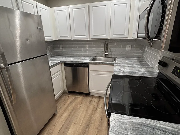 29754 Beverly Ln — Photo 6