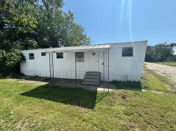 2305 Shell Rd, Hampton, VA