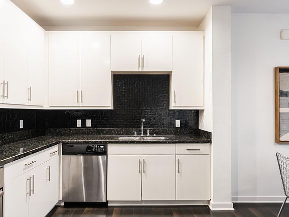 3rd image of 3650 5th Ave Unit 307