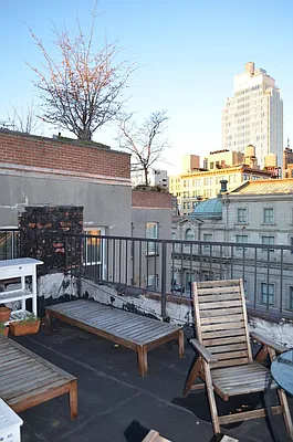 Rented by Majesty Management | media 45