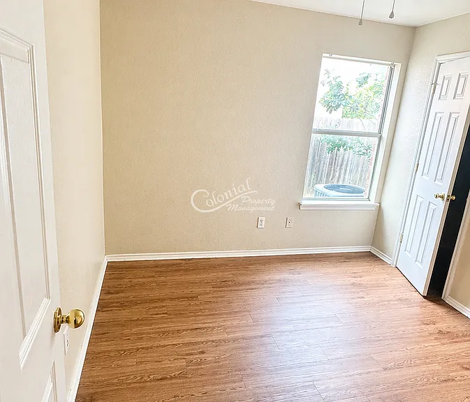 1312 Dugger Cir #A — Photo 8