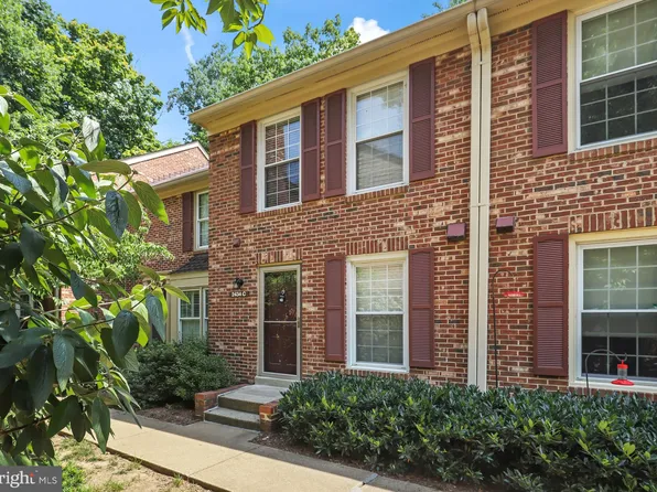 2434 S Walter Reed Dr #3, Arlington, VA 22206