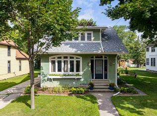 715 Grignon St, Kaukauna, WI 54130