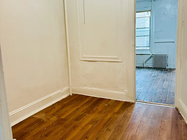 88 Jordan Ave — Photo 9