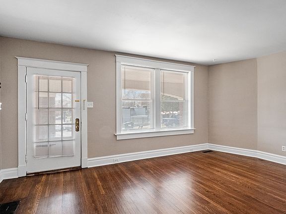 3rd image of 5007 Goethe Ave #0
