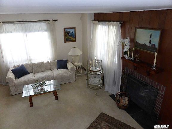 3rd image of 29 Wilson Dr