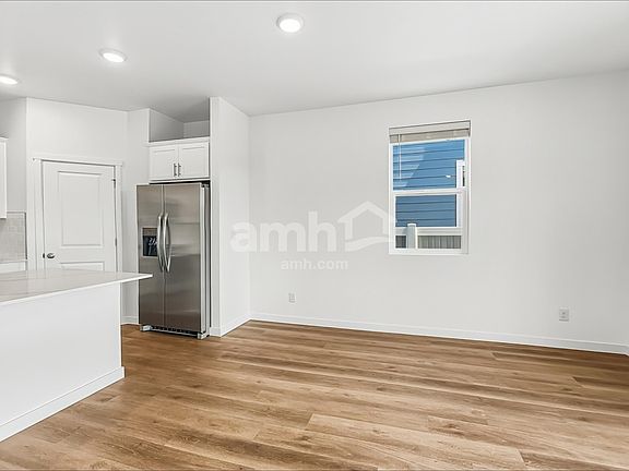 5th image of 8929 54th Ave SE