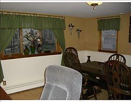 3rd image of 6 West St