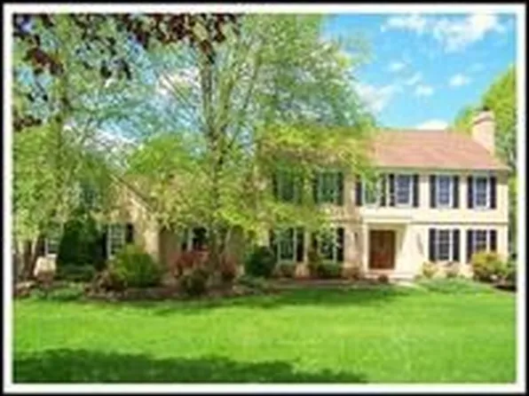 1029 Radley Dr, West Chester, PA 19382