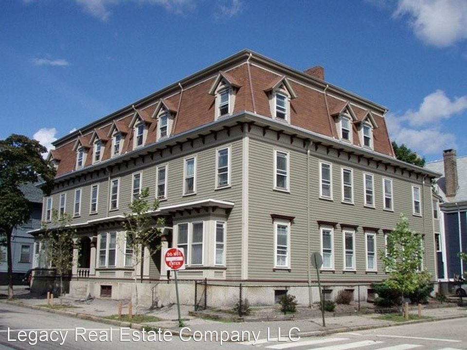 1st image of 339 Thayer St #8526333
