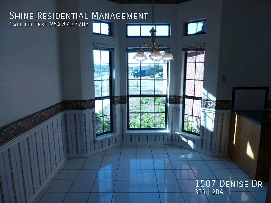 Convenient location — Photo 2
