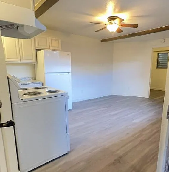 363 N 800 W — Photo 3