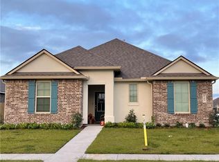 705 Lakeshore Vlg E, Slidell, LA 70461