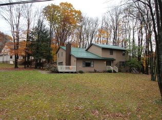 49 James Point Rd, Du Bois, PA 15801