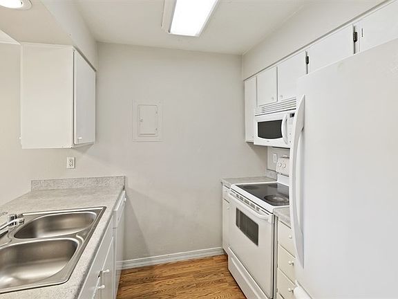 3rd image of 222 N Hutchinson Rd APT 301